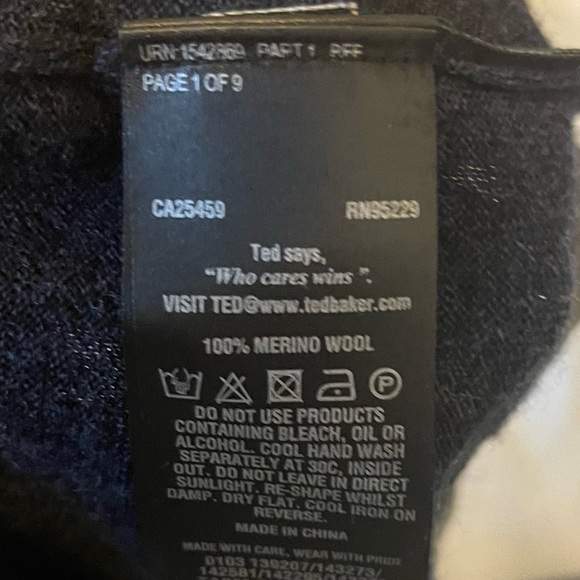 Ted Baker Merino Wool sweater. Size 4 small/medium - Picture 3 of 3